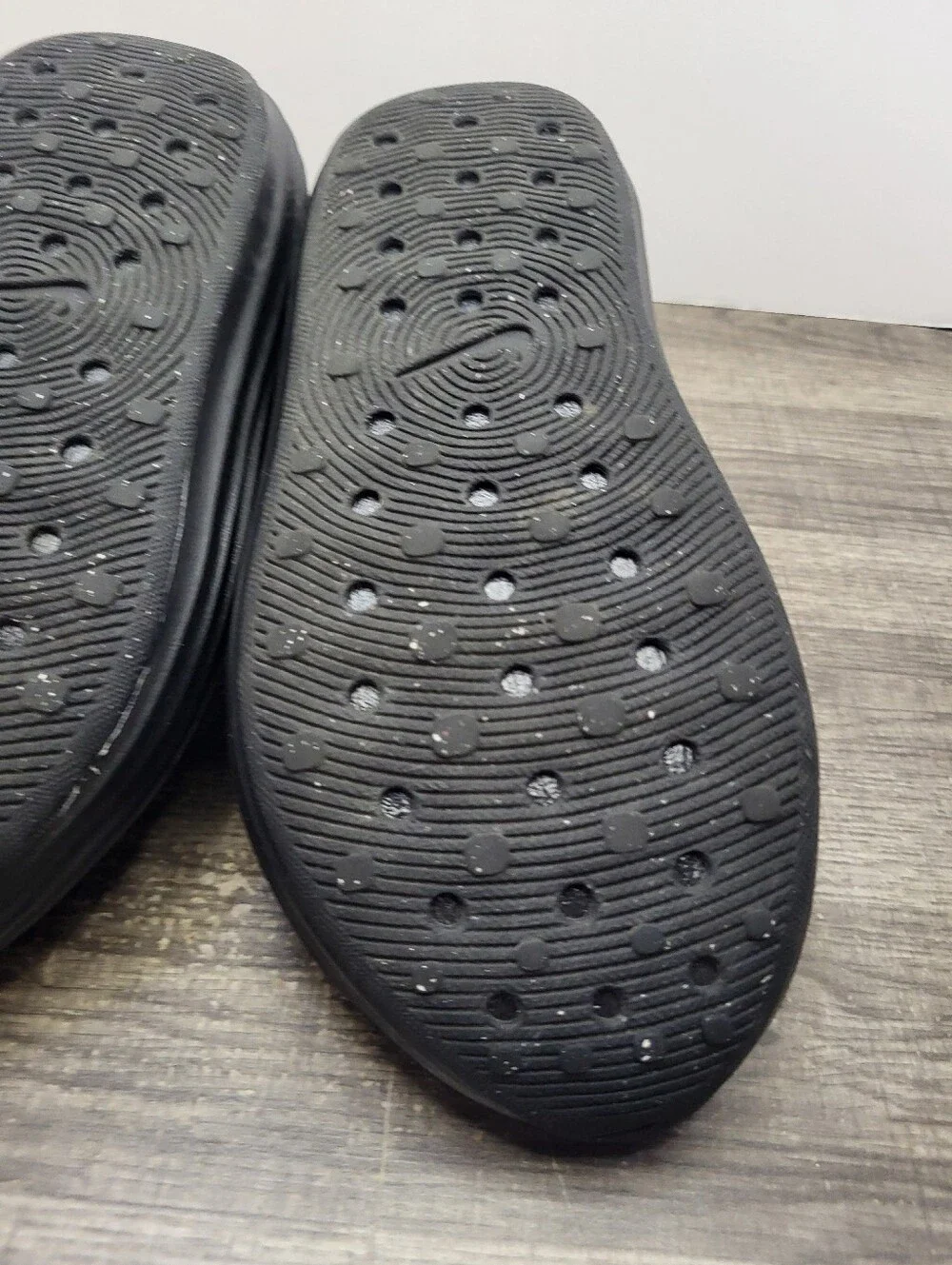 Nike ReactX Rejuven8 Black Recovery Shoes Zoom  Womens Size 7